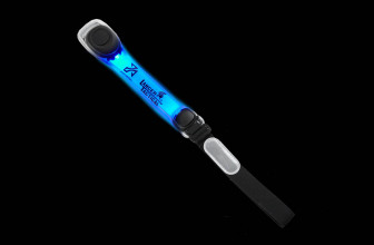 A68717-3.jpg Brassard LED Lancer Tactical x Zion Arms avec lumières multicolores Photo A68717-3.jpg Brassard LED Lancer Tactical x Zion Arms avec lumières multicolores