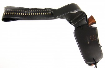 CDCE707-5 Ceinturon noir avec un holster pour revolver Western Photo CDCE707-5 Ceinturon noir avec un holster pour revolver Western